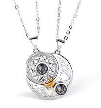 COLLAR SOL Y LUNA EN 100 IDIOMAS